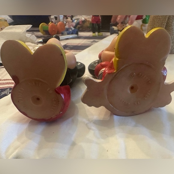 Disney Rare Vintage Mickey and Minnie Mouse 4" Rubber Character Squeaky … - Picture 6 of 6